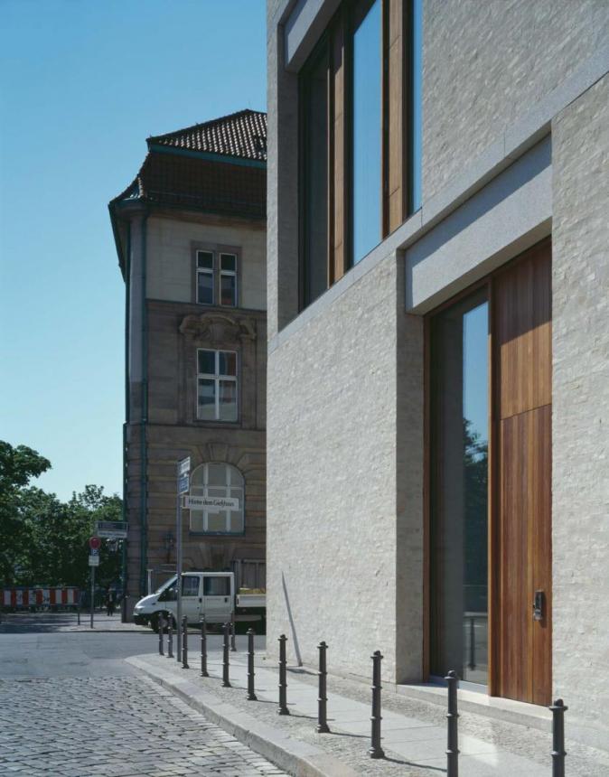 Galeriegebäude am Kupfergraben 10